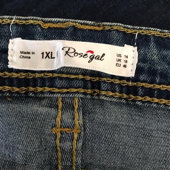 Distressed jeans - Picture 9 of 9